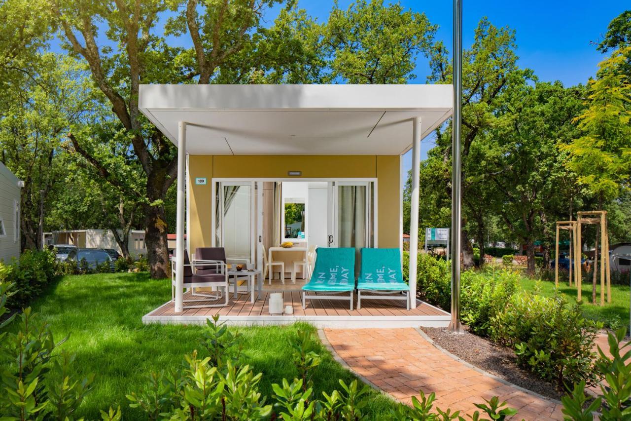 Camping Ulika Mobile Homes - Naturist Červar-Porat エクステリア 写真