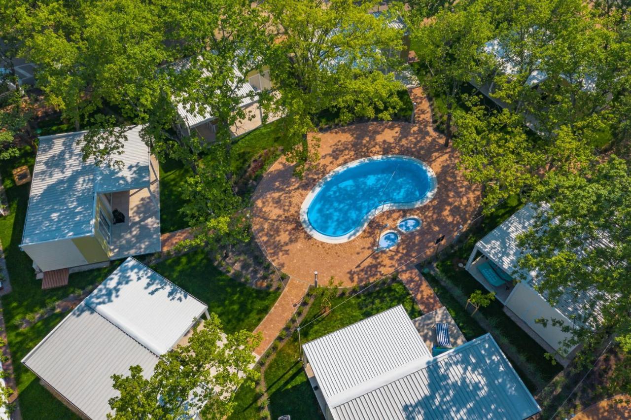 Camping Ulika Mobile Homes - Naturist Červar-Porat エクステリア 写真