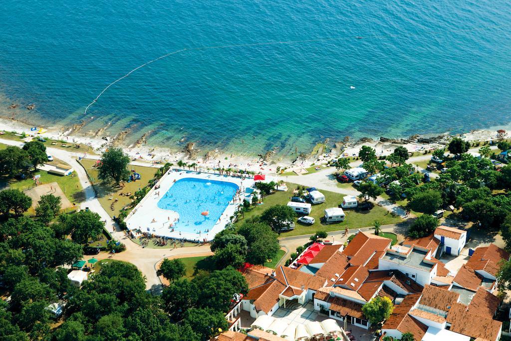 Camping Ulika Mobile Homes - Naturist Červar-Porat エクステリア 写真